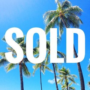 ☀️ SOLD ☀️ items below are sold